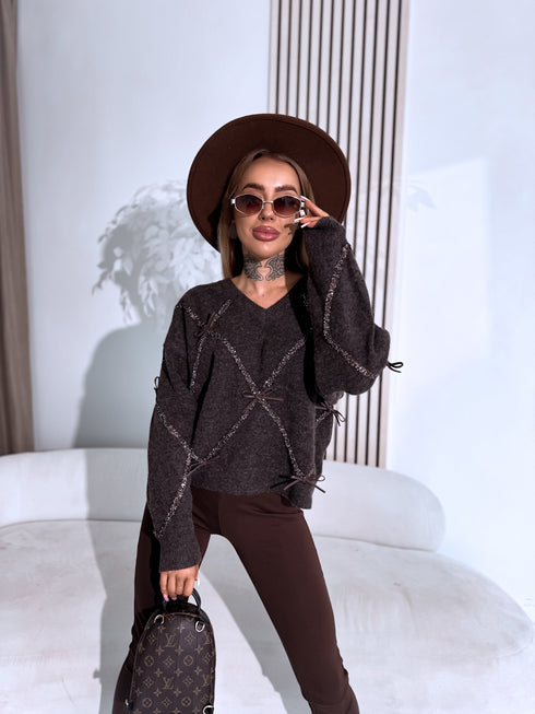 Knitted sweater "GLITTER BOW MO-4006" - CHOCO